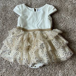 Baby girl dress, size 3-6 months